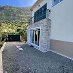 Wanderlust House Дом отдыха *