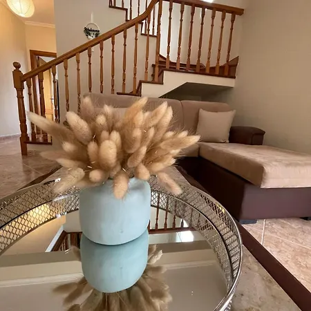 Wanderlust House Дом отдыха *